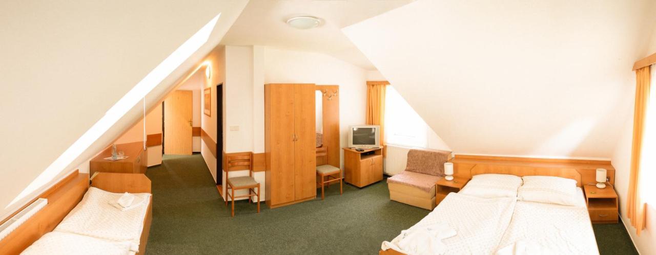 Motel Velky Rybnik Dehtare  Exterior foto